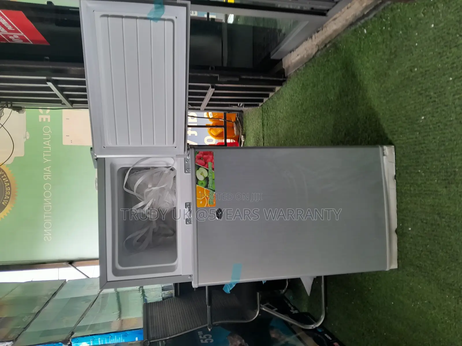Fridge Westpool 115 Double Door Fridge Top Freeezer