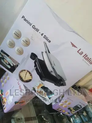 Ultra Powerful ~Italia 2000w Grill Maker