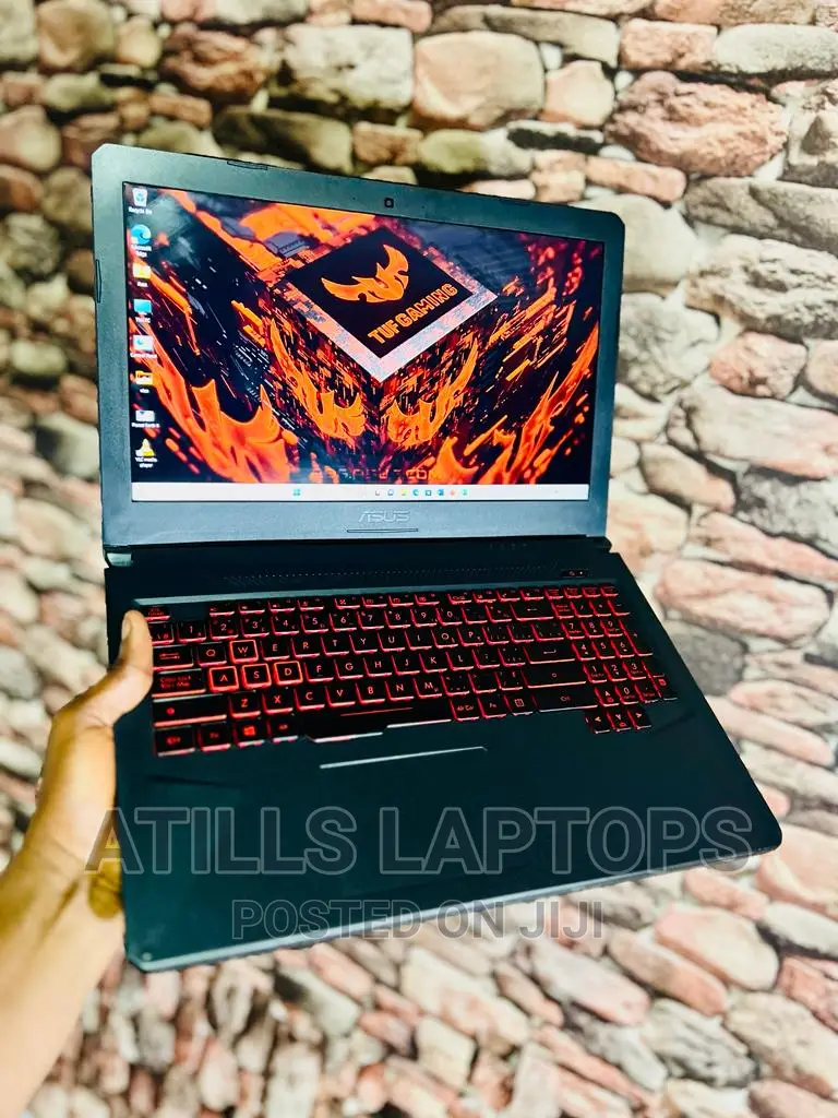 Laptop Asus TUF Gaming FX504 16GB Intel Core I7 SSHD+SSD 1.5T
