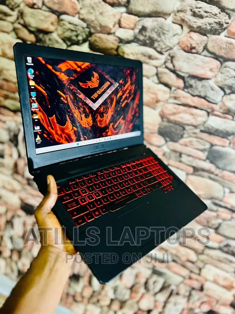 Laptop Asus TUF Gaming FX504 16GB Intel Core I7 SSHD+SSD 1.5T