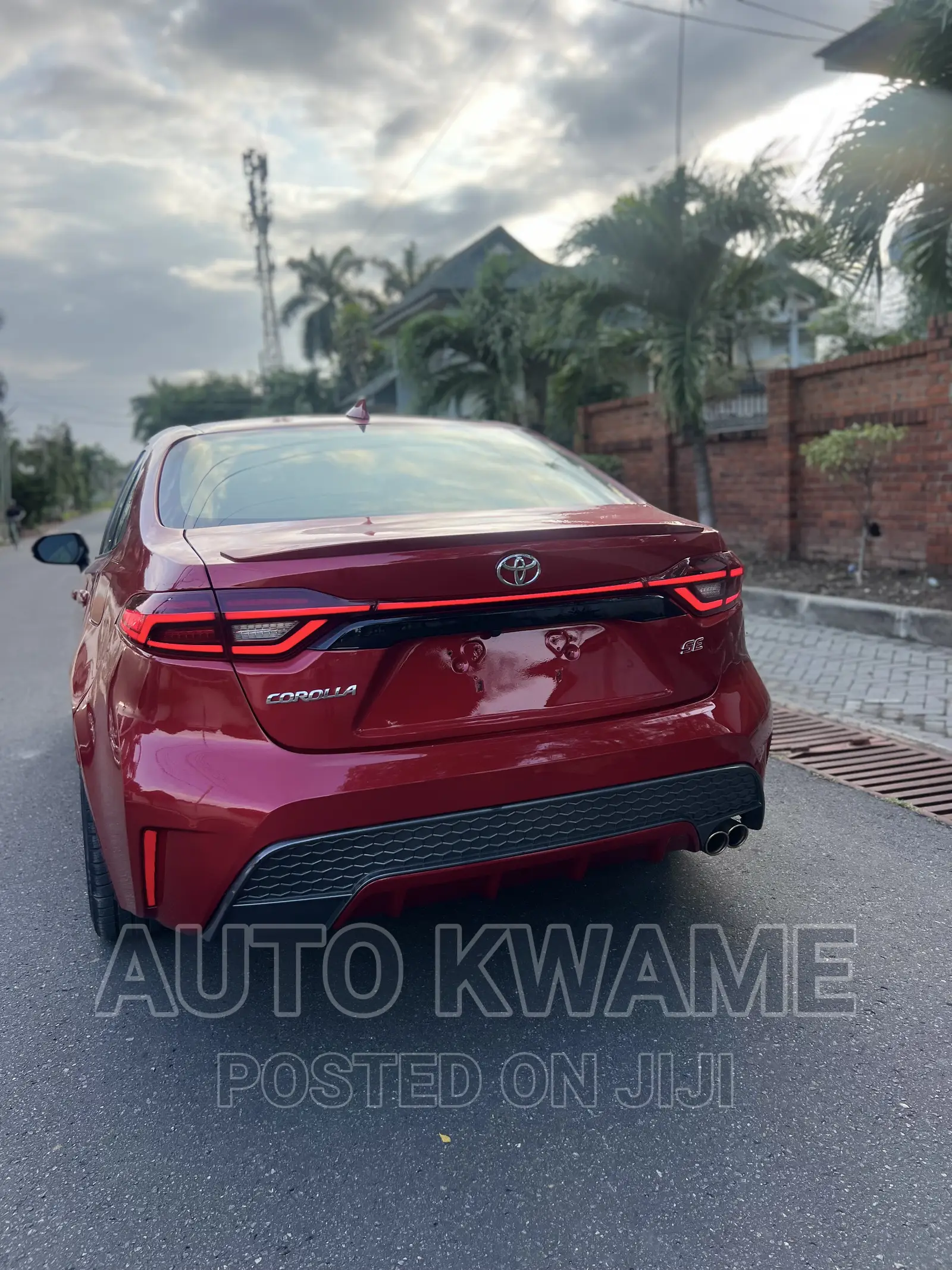 Toyota Corolla SE 2021 Red