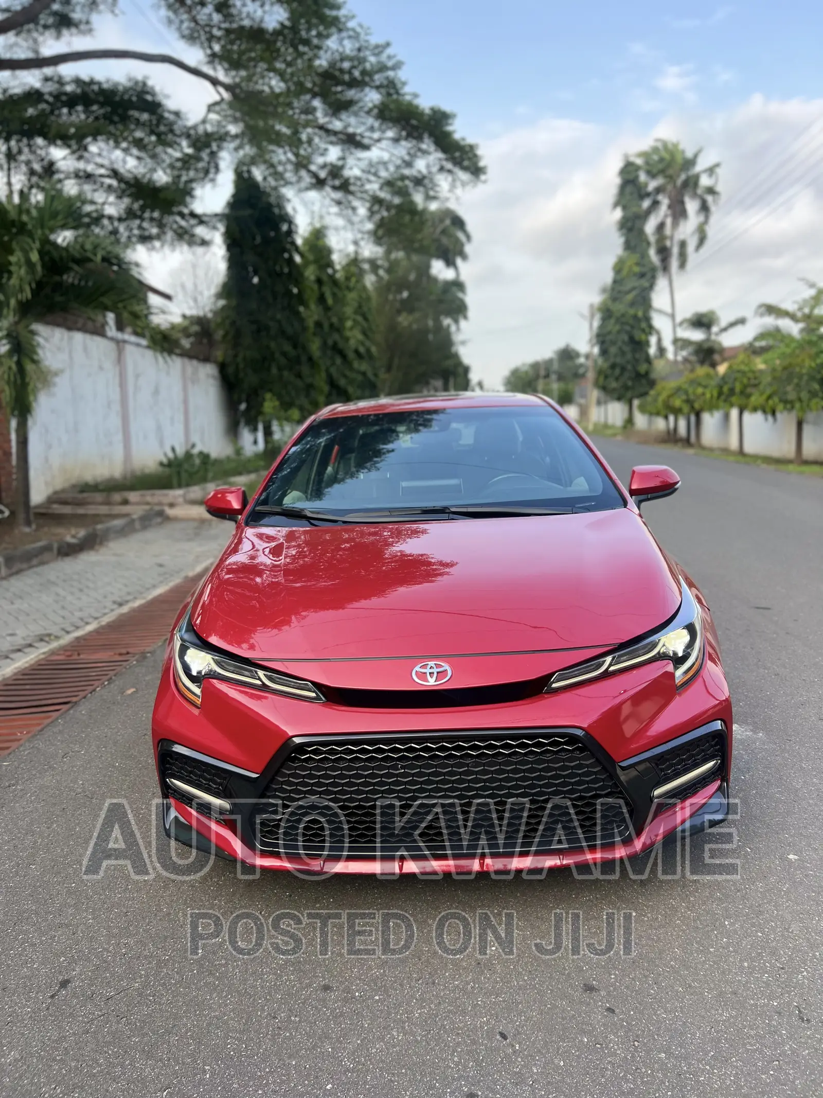 Toyota Corolla SE 2021 Red