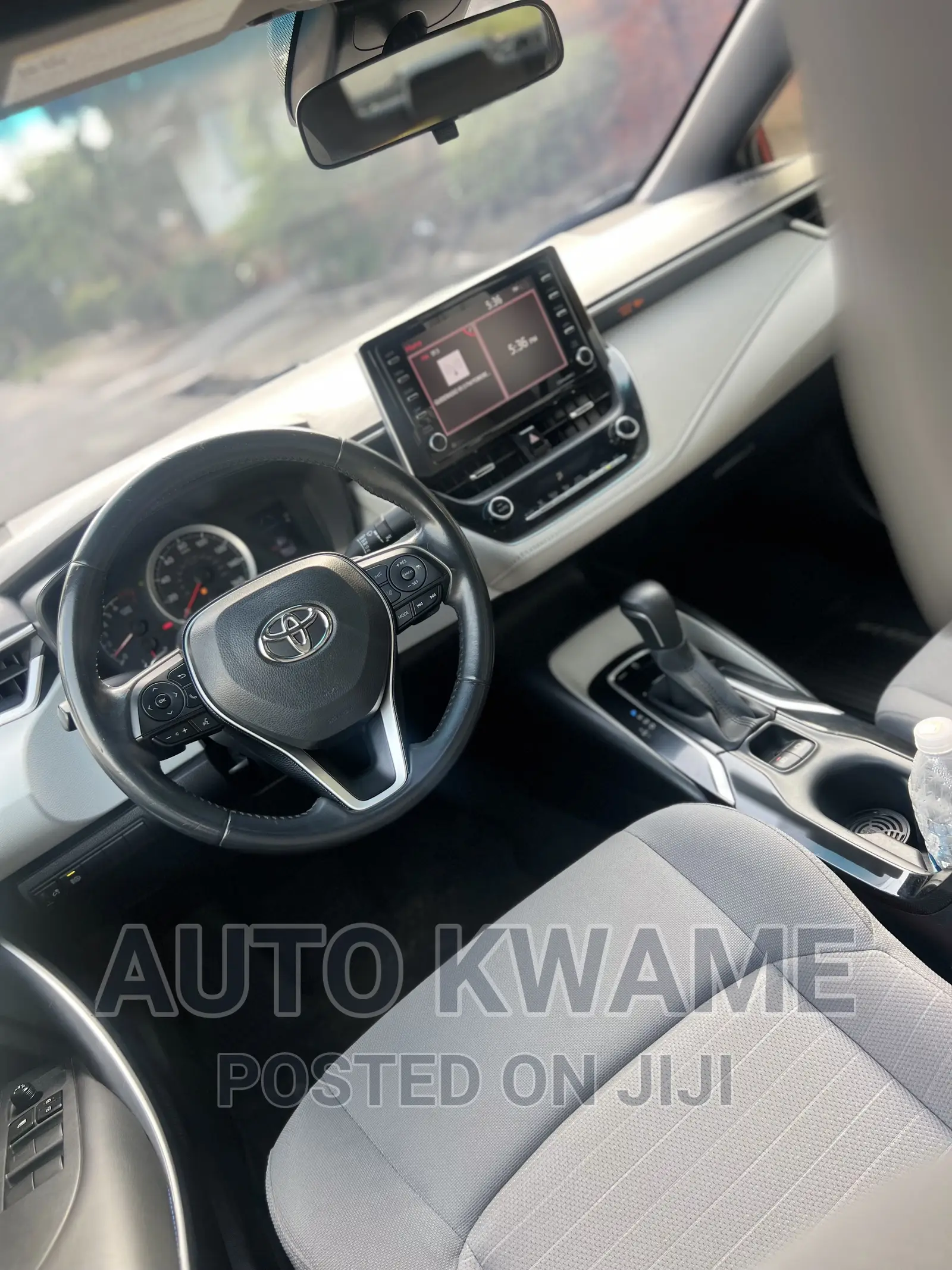 Toyota Corolla SE 2021 Red