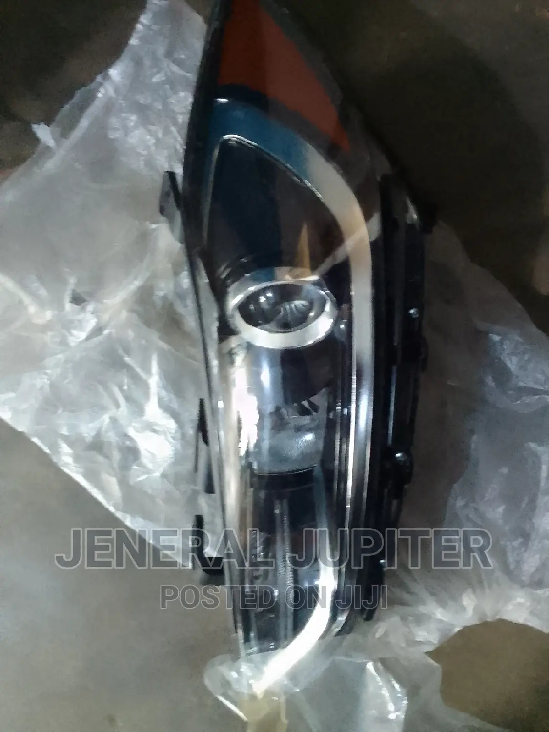 Hyundai Elantra 2016,2017,2018 Headlight Left.(Driver Side)