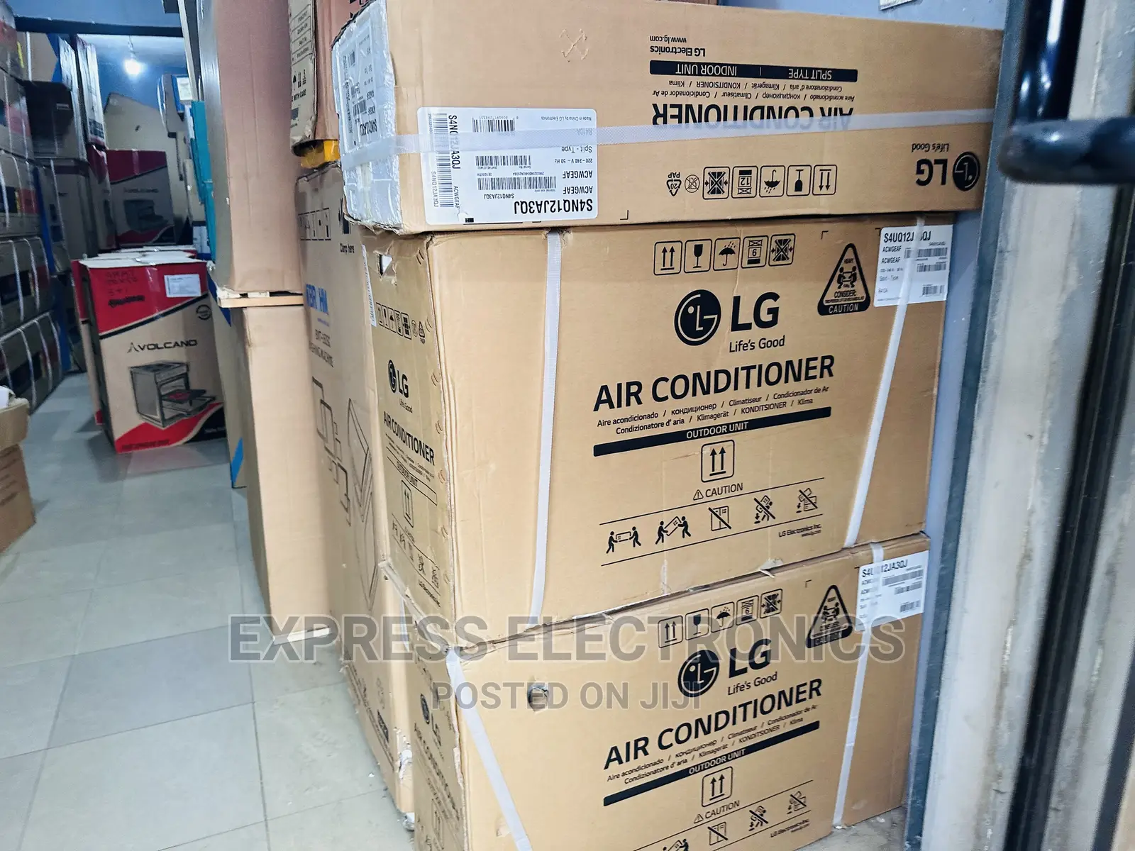 Auto Swigs White LG R410 Gas Split AC 2.0hp S4-18tzcaa