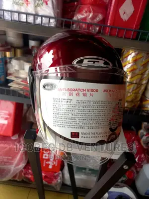 Helmet/Motorcycle Helmet/Crash Helmet