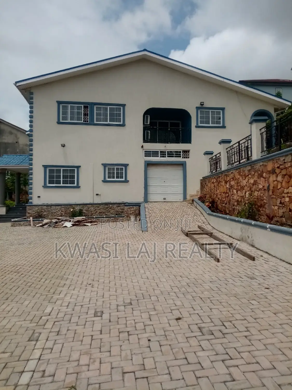 6bdrm House in Macarthy Hills for rent