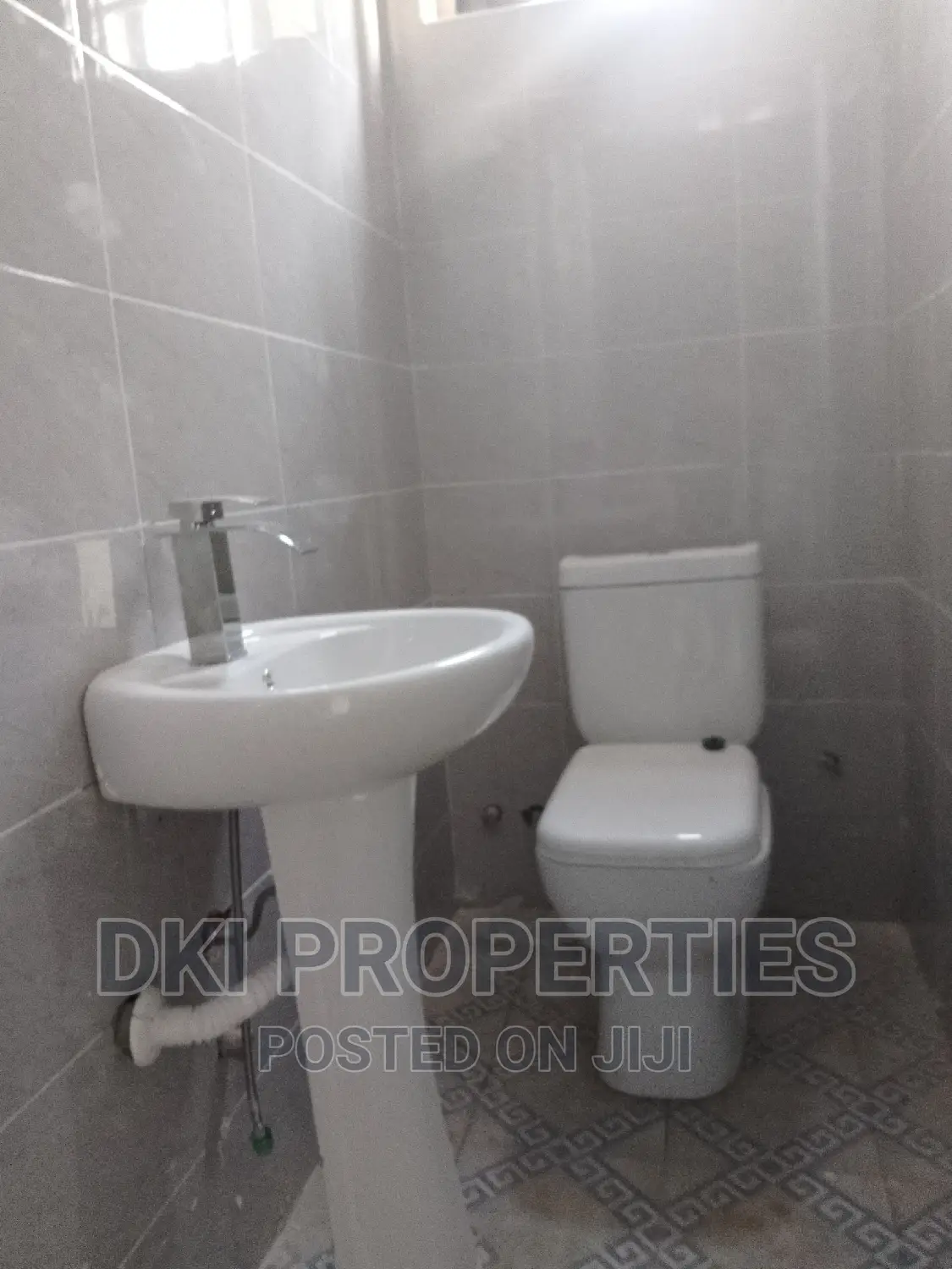 2bdrm Apartment in Dki Properties, Adenta for rent