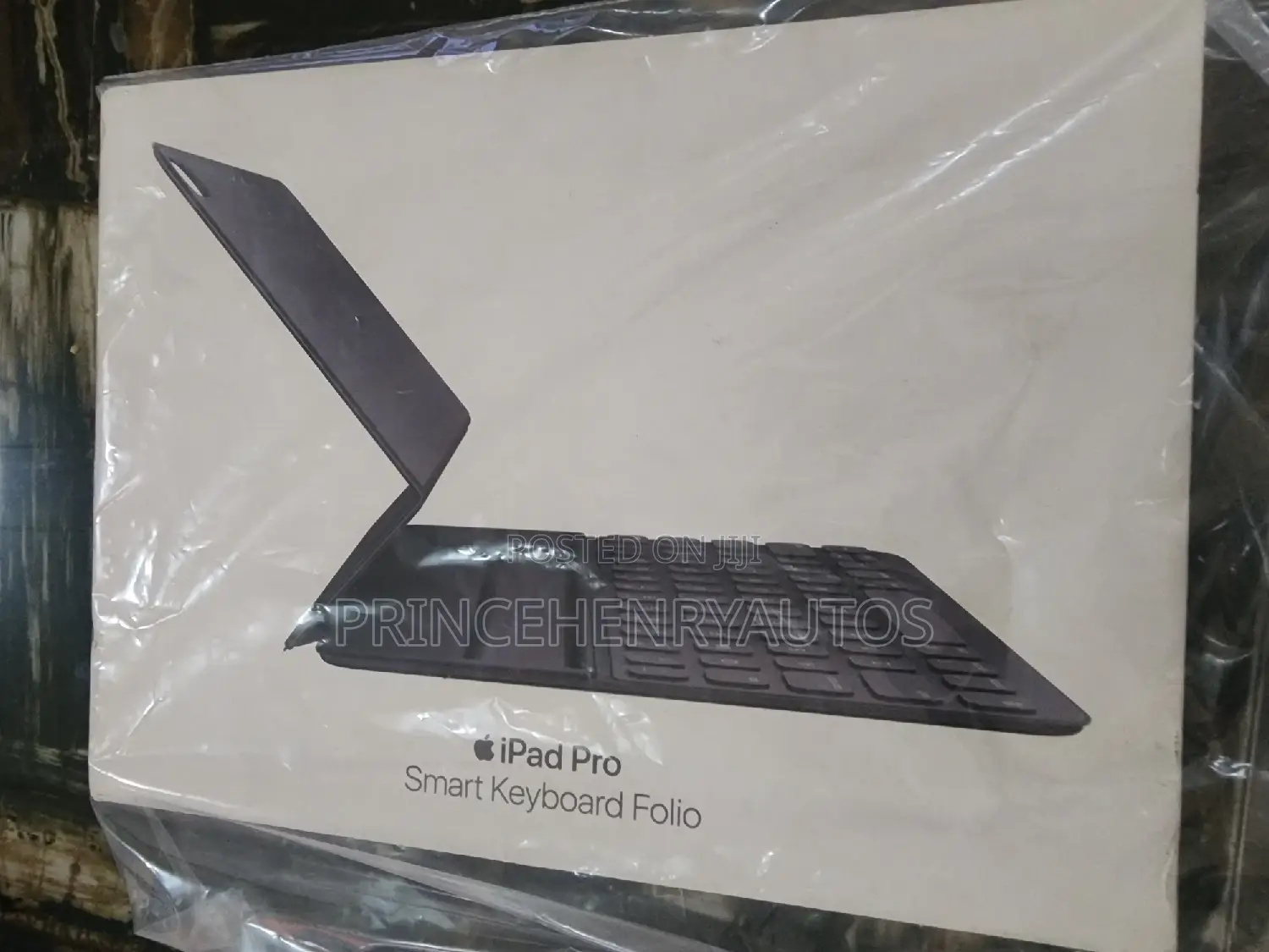 Apple Smart Keyboard Folio for 11" iPad Pro MU8G2LL/A