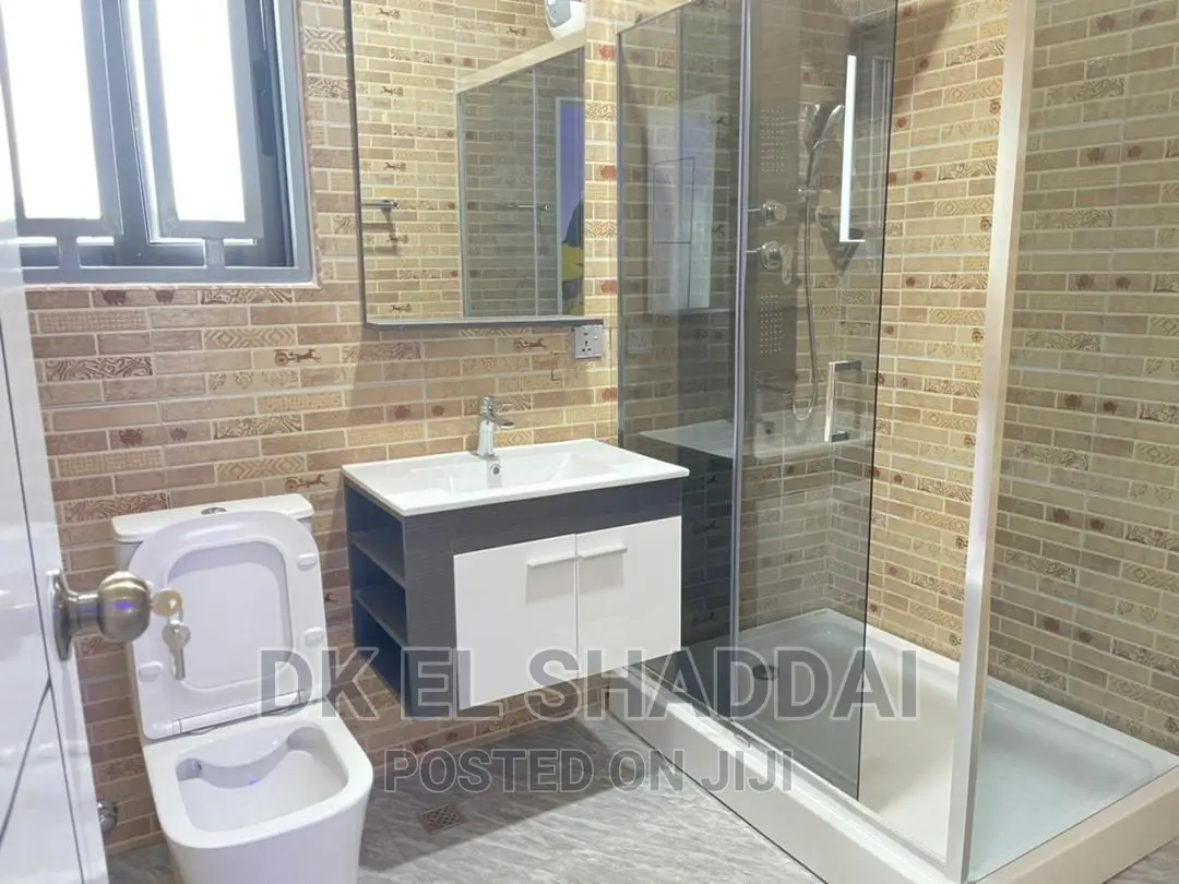 4bdrm House in East Legon for sale