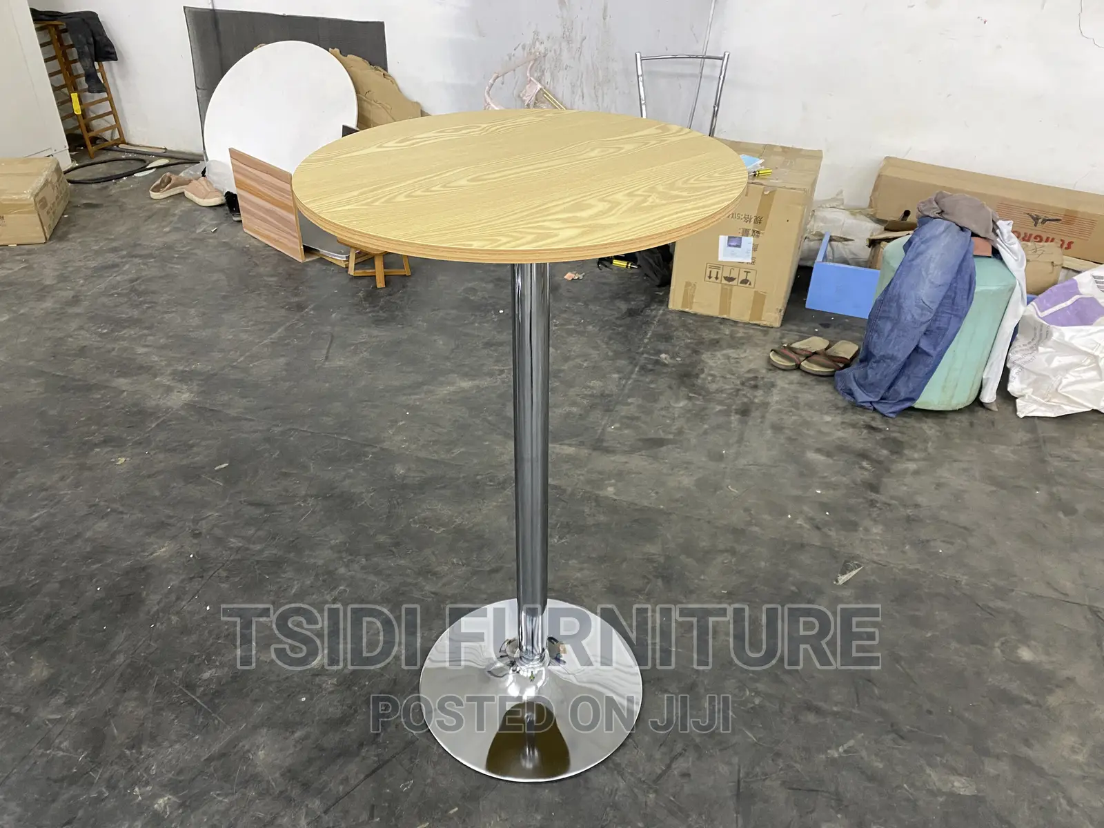 Classic Bar Table