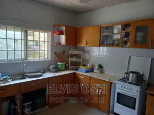 3bdrm House in Broadcasting Kasoa, Weija for rent