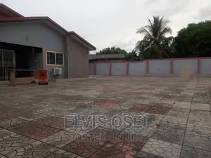 3bdrm House in Broadcasting Kasoa, Weija for rent