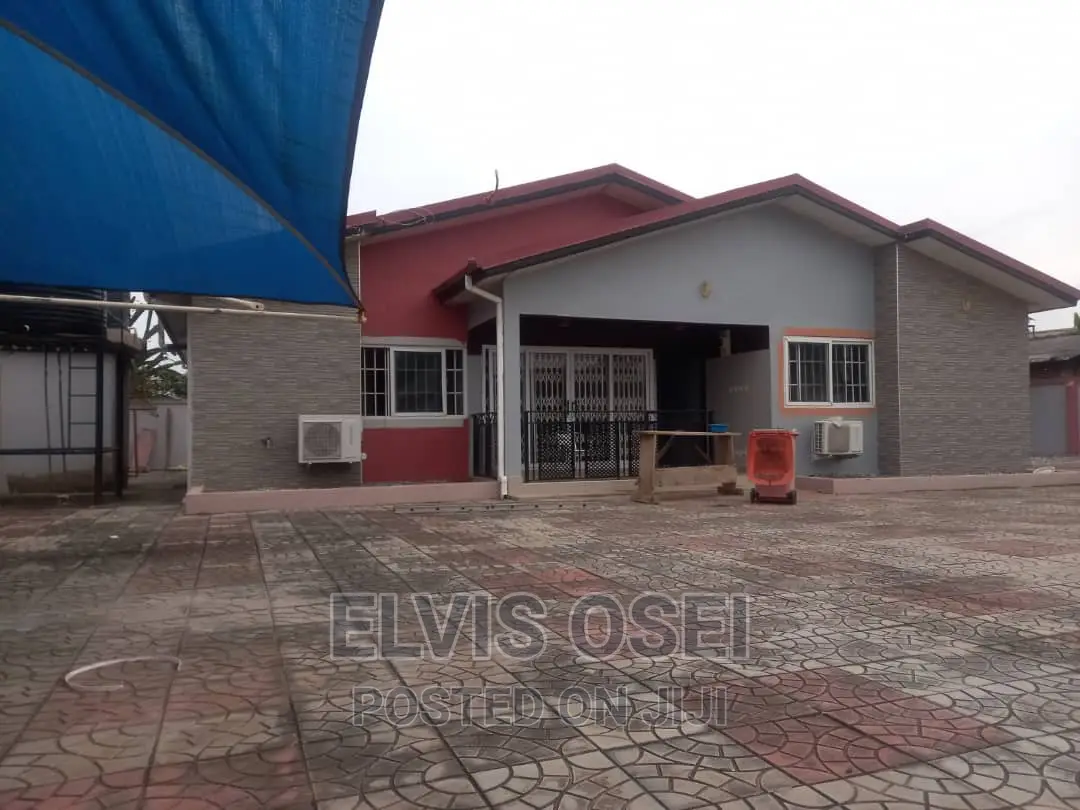 3bdrm House in Broadcasting Kasoa, Weija for rent