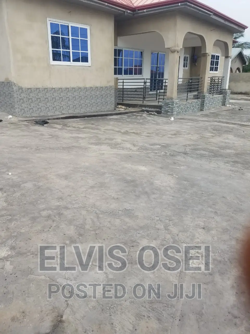 4bdrm House in Fulani Junction, Weija for sale