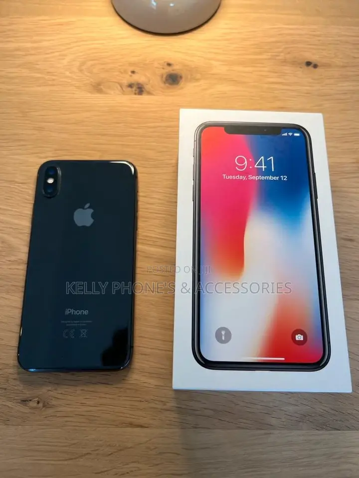 New Apple iPhone X 64 GB Black