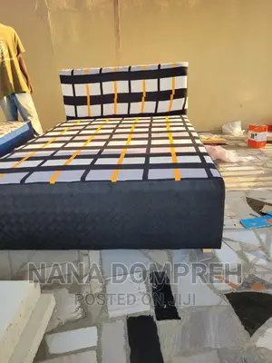 Inbuilt Double Bed
