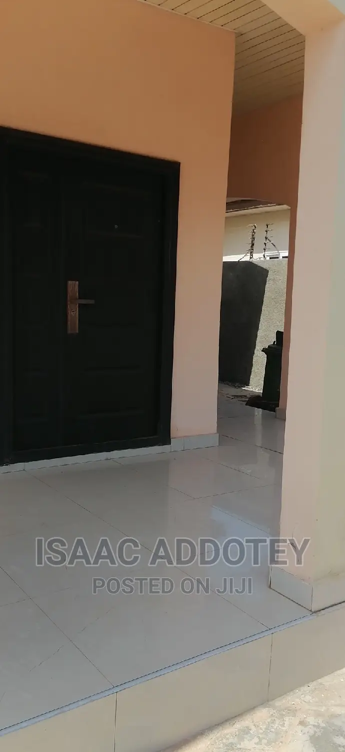 3bdrm House in Spintex 18 for rent