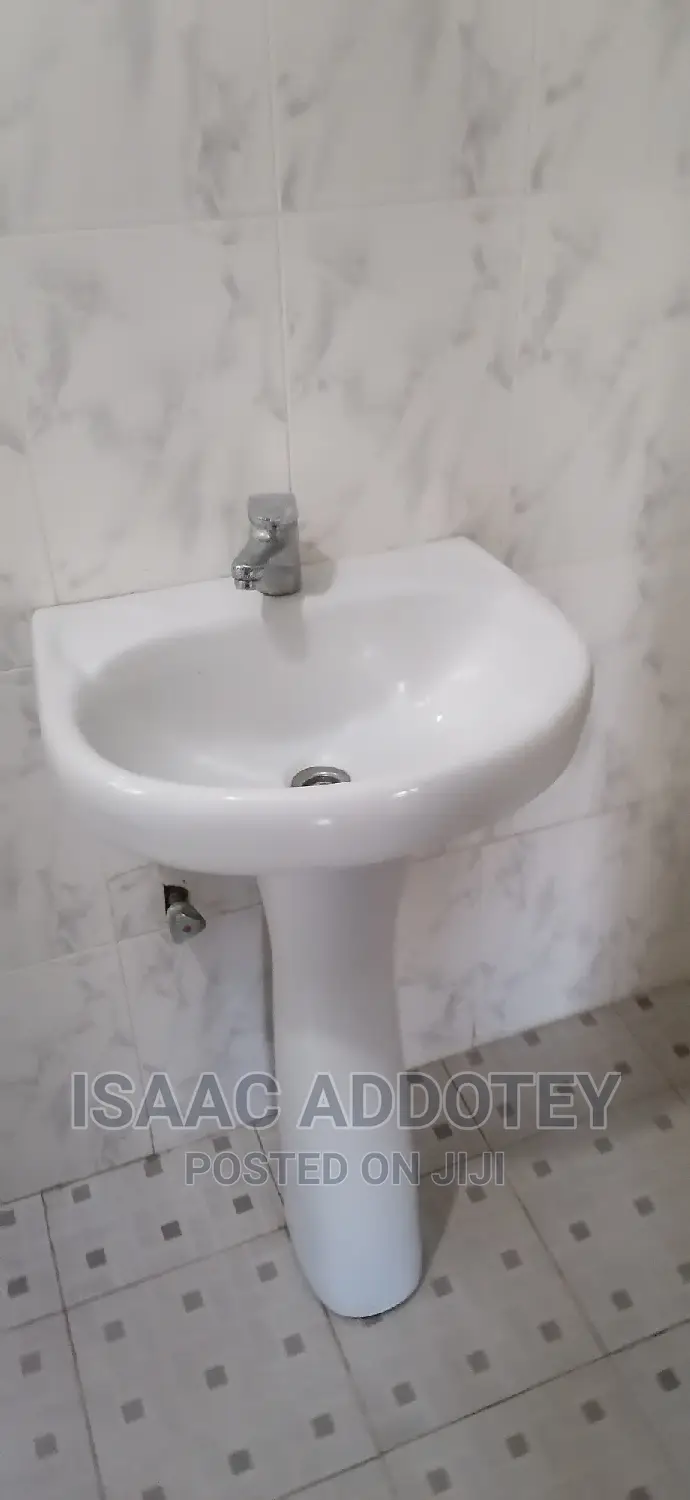 3bdrm House in Spintex 18 for rent