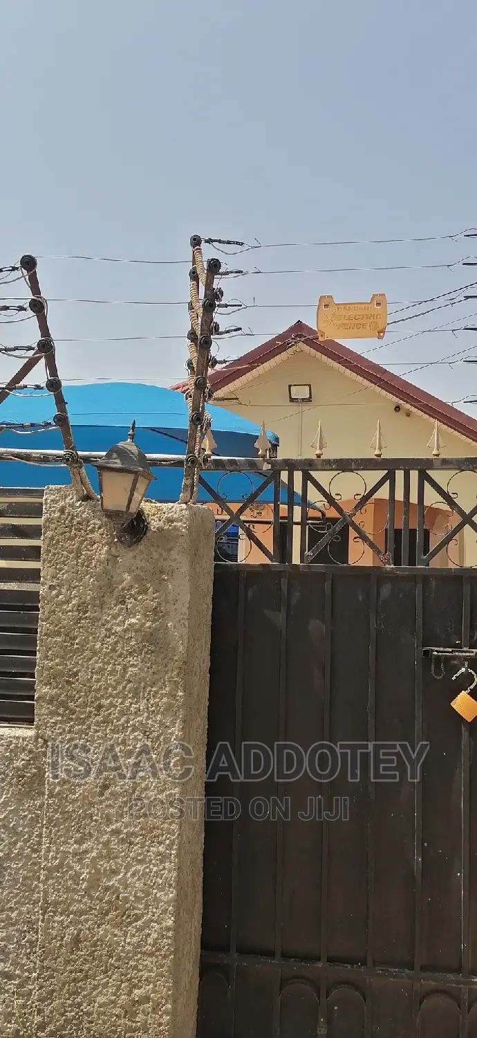 3bdrm House in Spintex 18 for rent