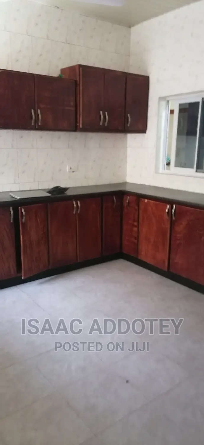 3bdrm House in Spintex 18 for rent