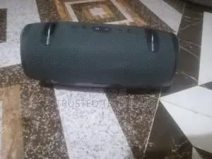 Preowned Rechargeable JBL Extreme 2 Bluetooth Speaker 4sale