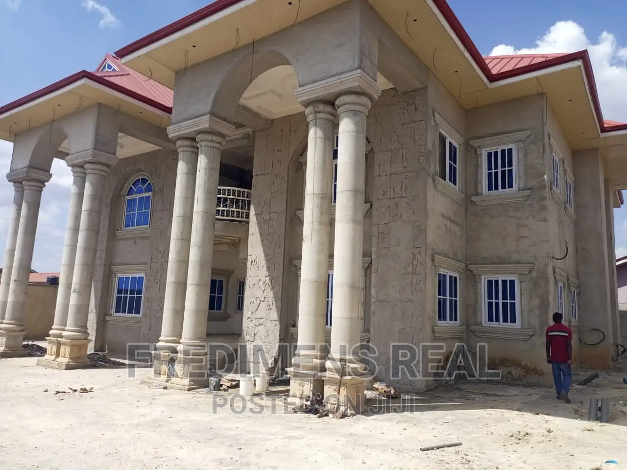 5bdrm House in Fredimens Real, Kumasi Metropolitan for sale