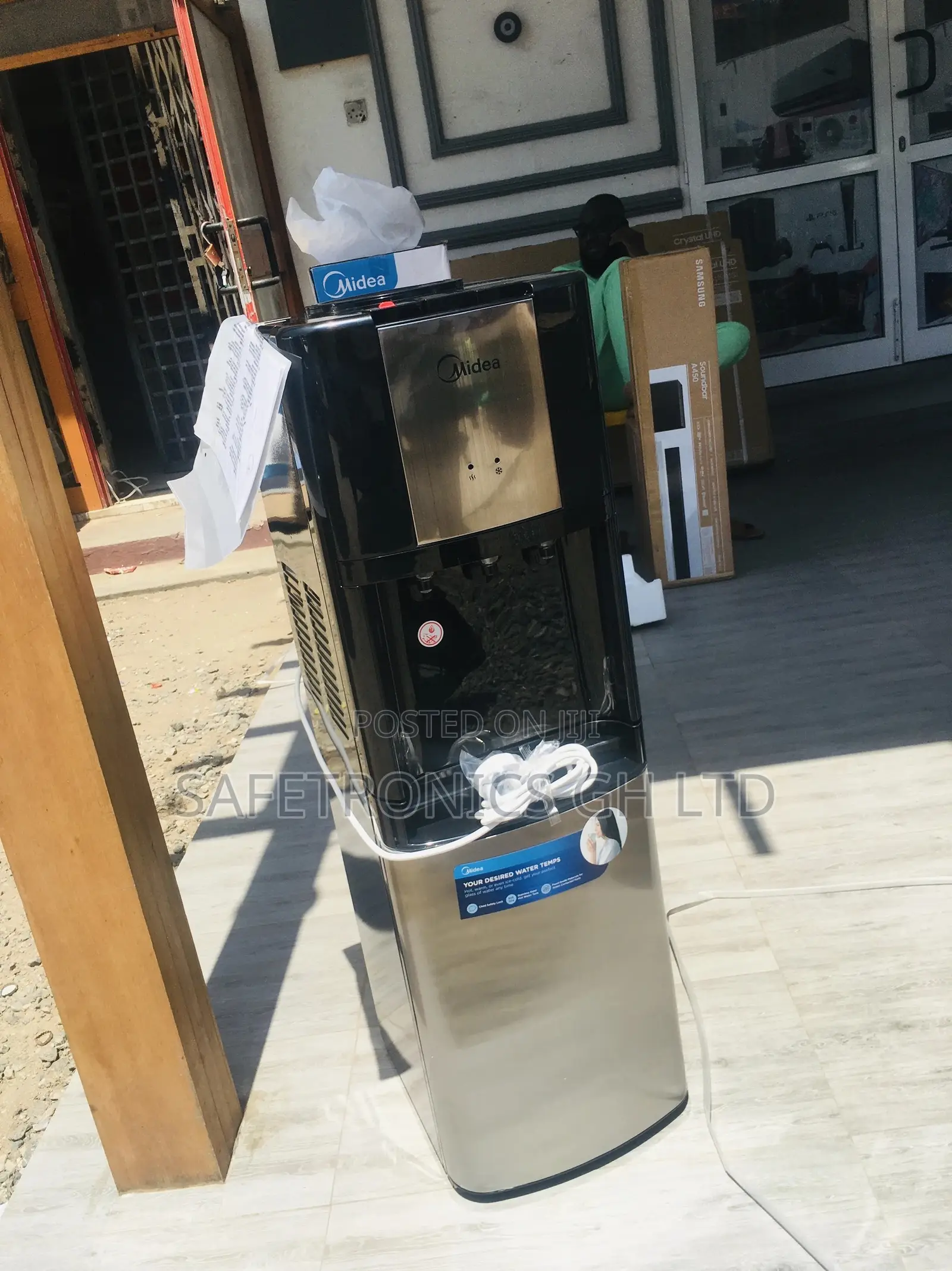 Black/Sliver Hot/Cold Water Dispenser Midea 