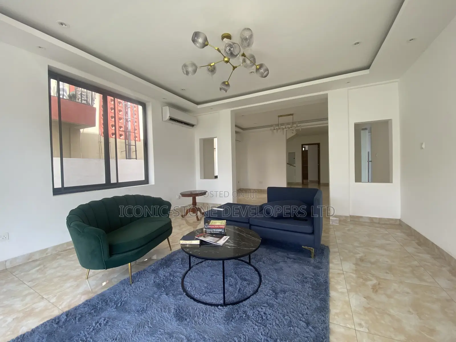 4bdrm Mansion in American House, East Legon for sale