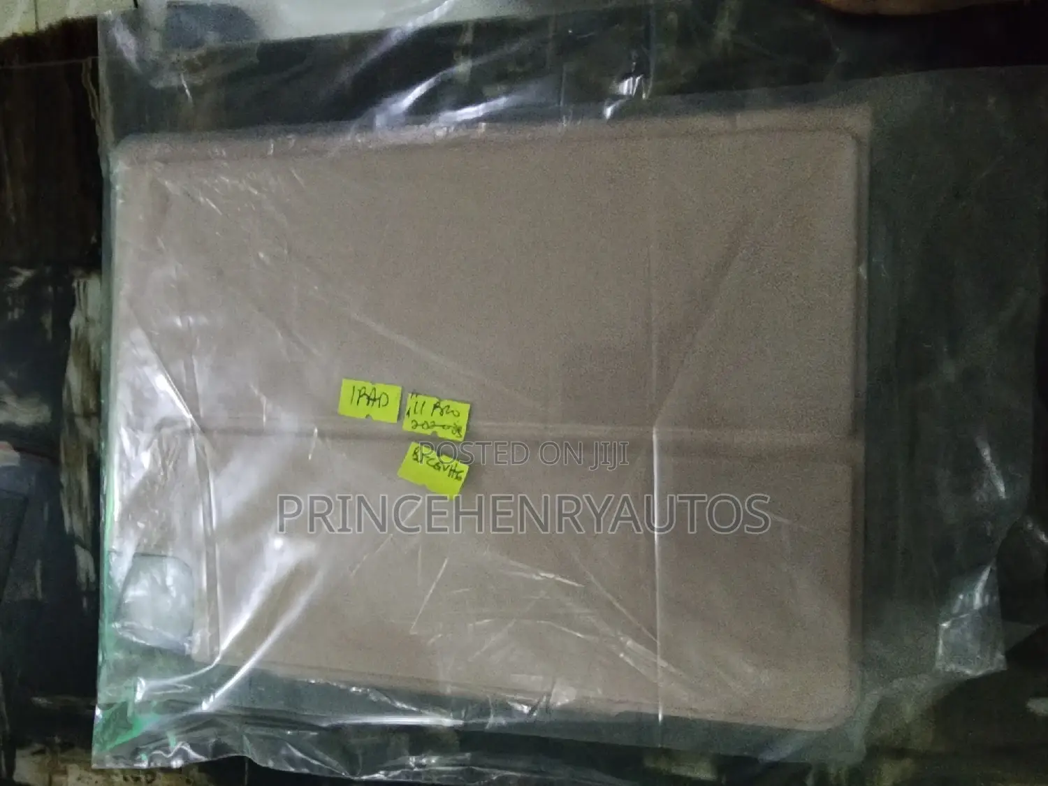 BJCGFVH6 Practical iPad Keyboard +TRACKPAD for iPad 10.9/11