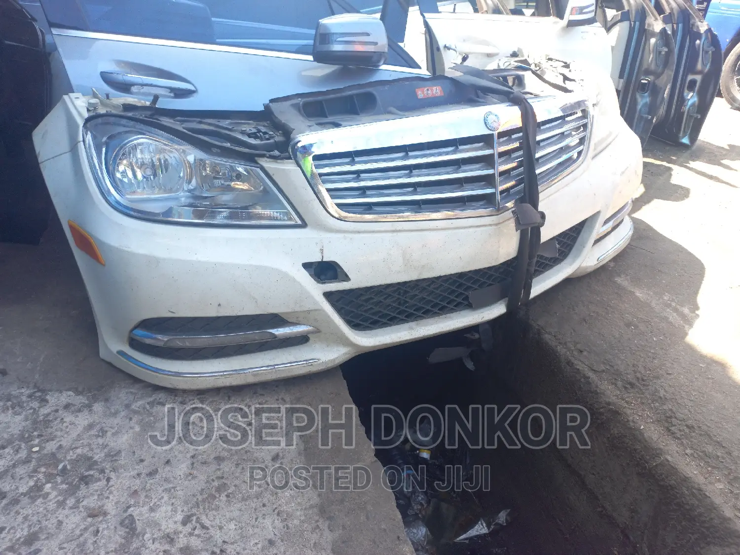 W204 C250 Front Cut