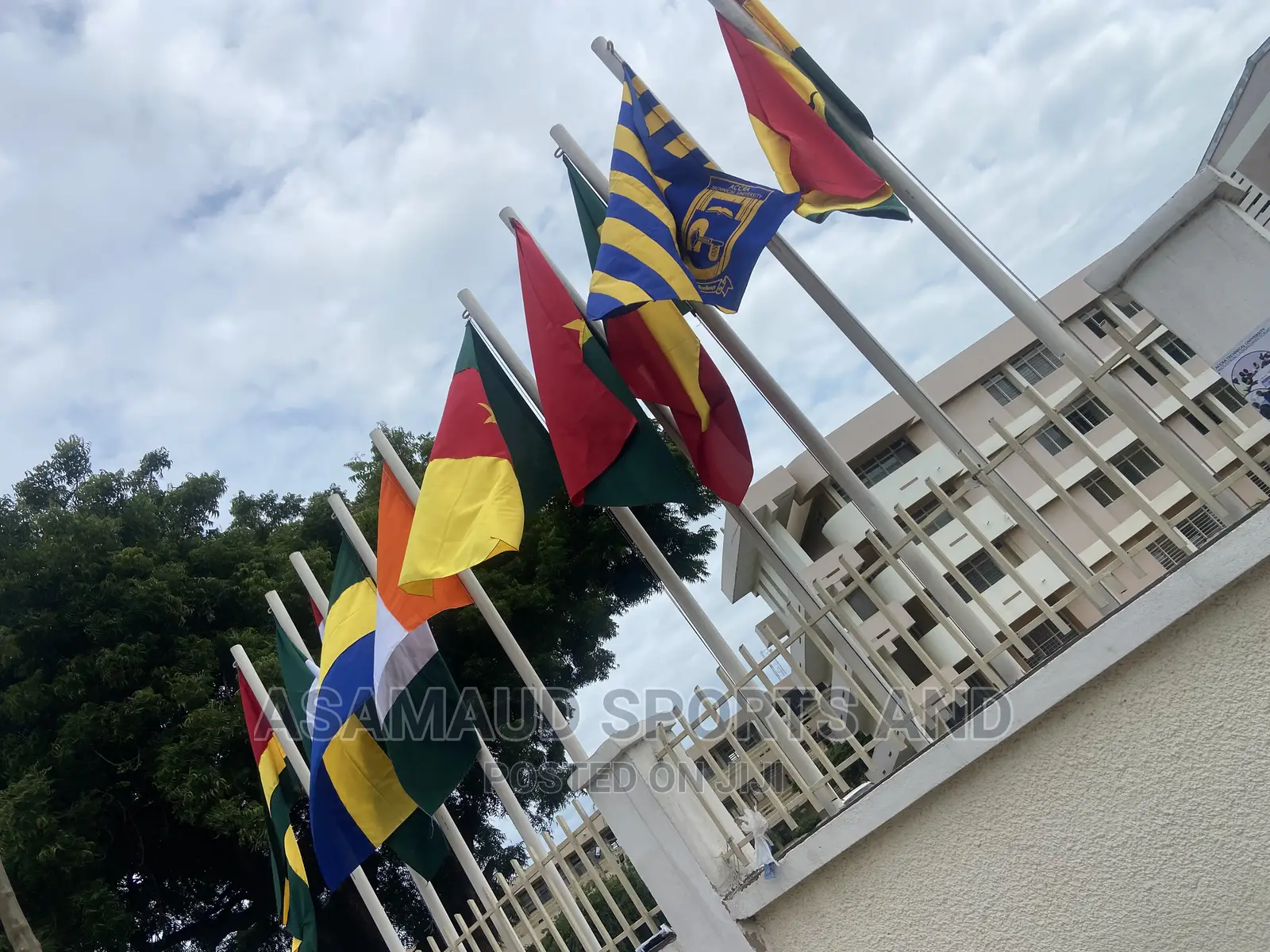 Original Country Flags at Cool Price