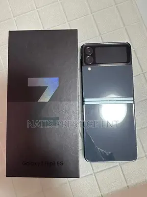 New Samsung Galaxy Z Flip3 5G 256 GB Black
