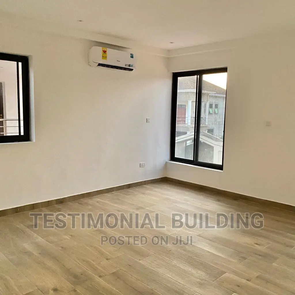 4bdrm House in Testimonial Building, A&C Mall Area for sale