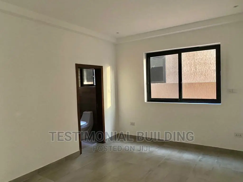 4bdrm House in Testimonial Building, A&C Mall Area for sale