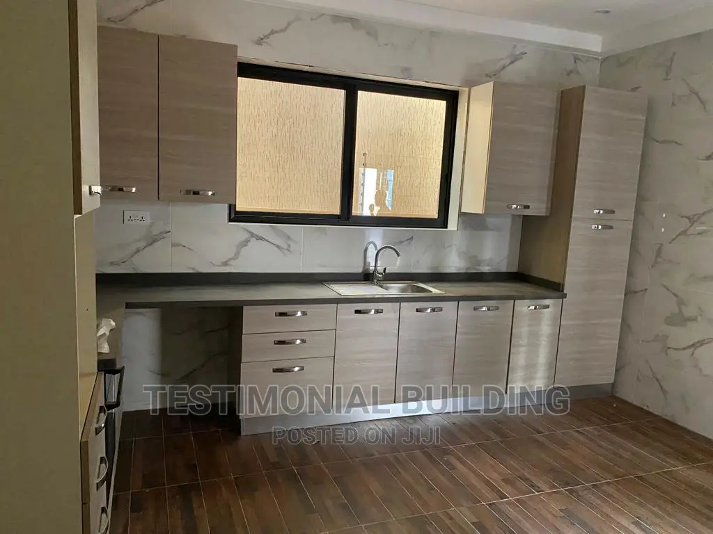 4bdrm House in Testimonial Building, A&C Mall Area for sale