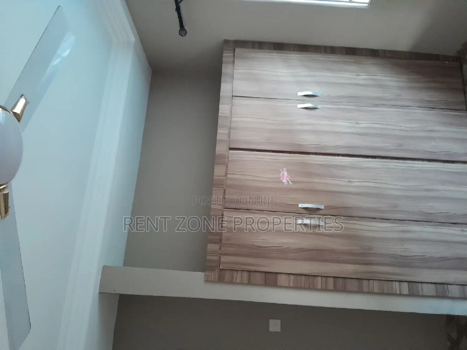 5bdrm Maisonette in Ofankor for rent