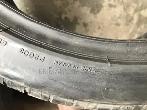 235/40r19 Brigdestone