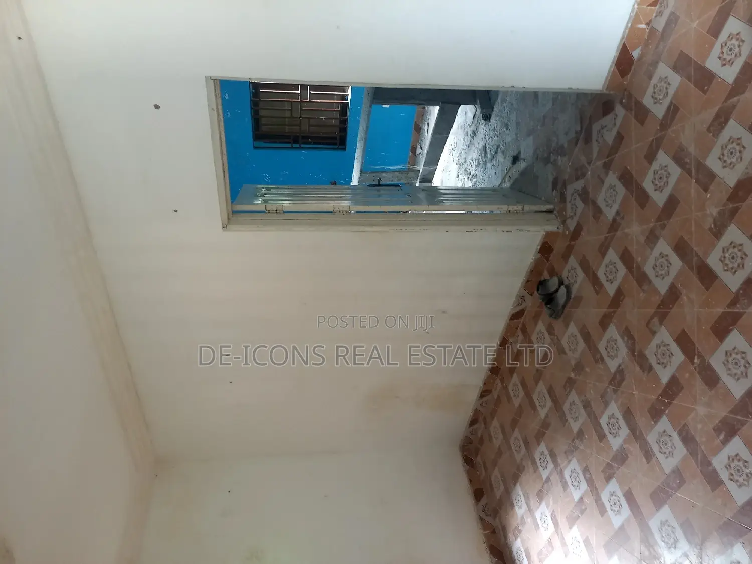 1bdrm Duplex in De-Icons Real Estate, Kasoa for rent