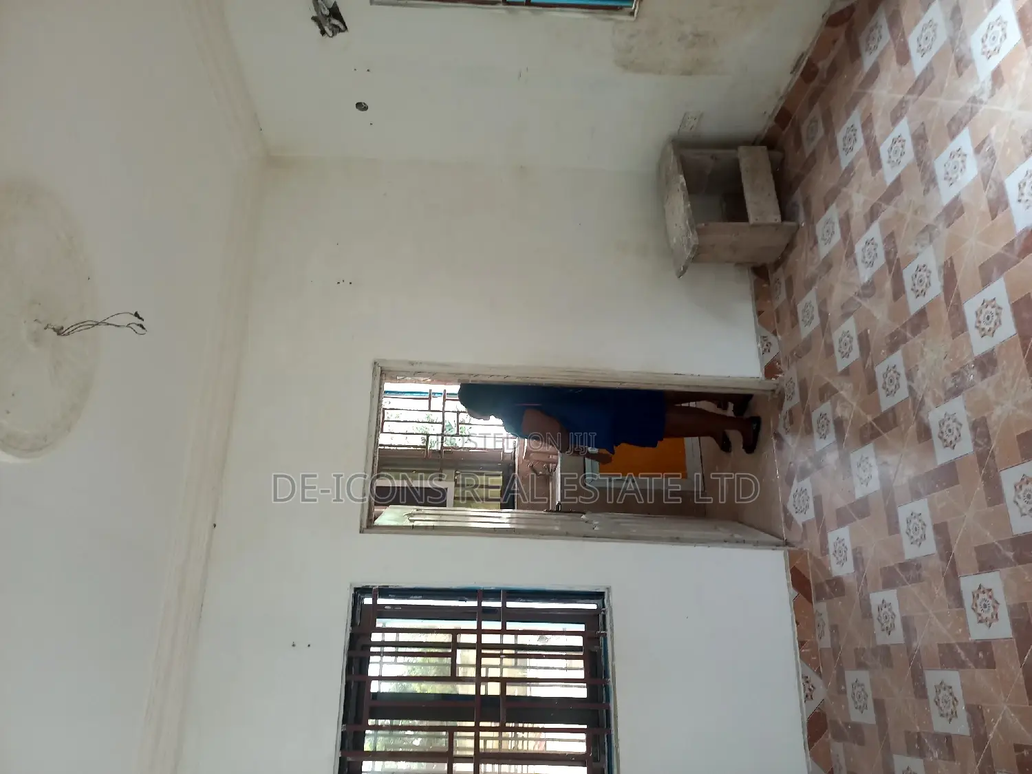 1bdrm Duplex in De-Icons Real Estate, Kasoa for rent