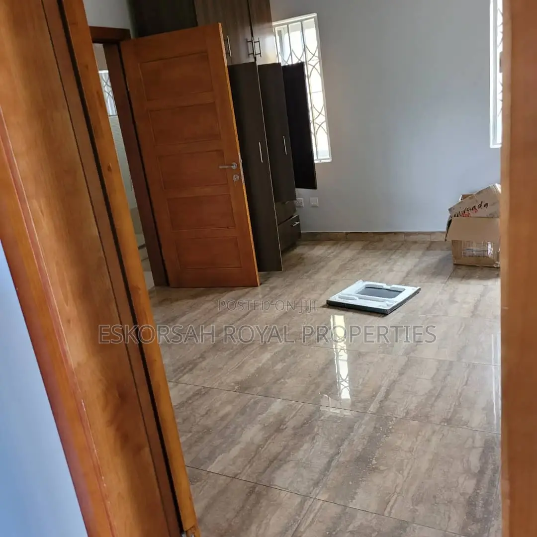 4bdrm House in East Legon for rent