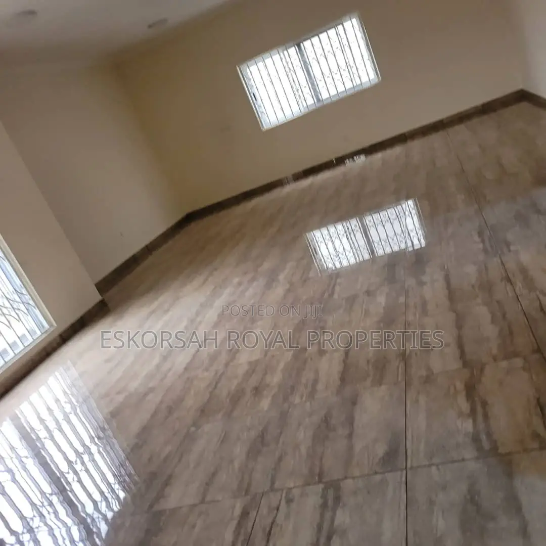 4bdrm House in East Legon for rent