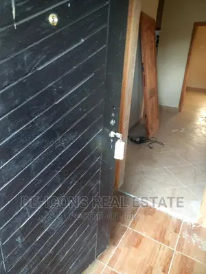 1bdrm Duplex in De-Icons Real Estate, Kasoa for rent