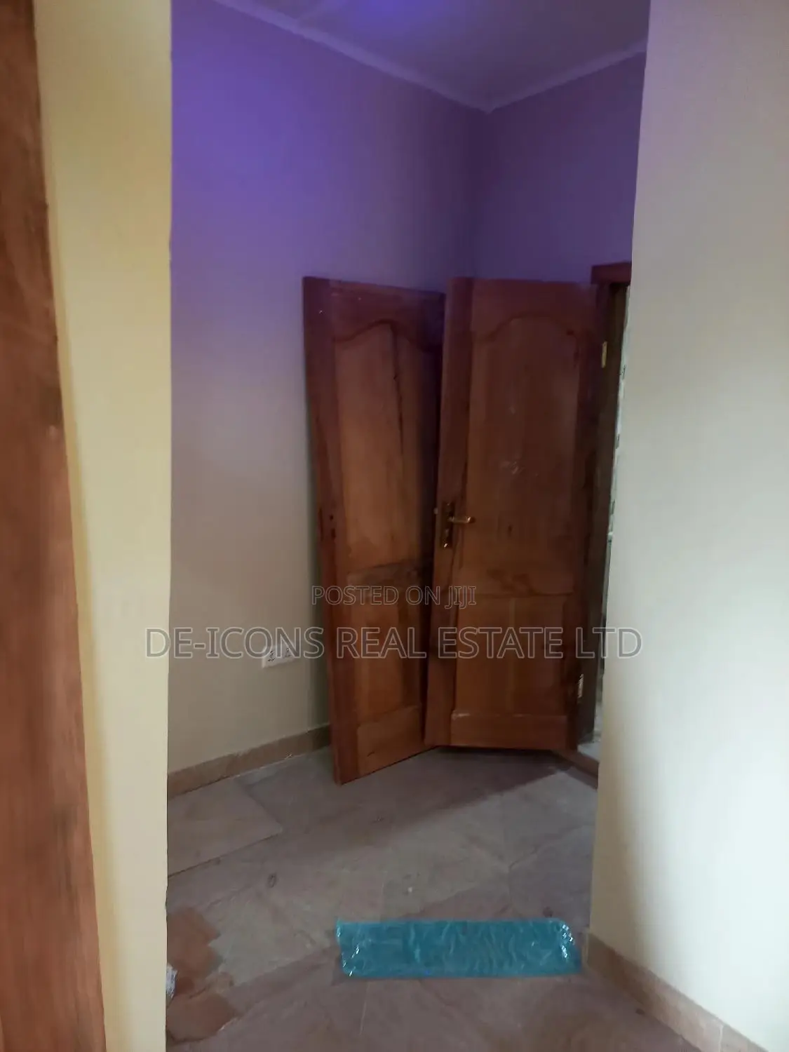 1bdrm Duplex in De-Icons Real Estate, Kasoa for rent