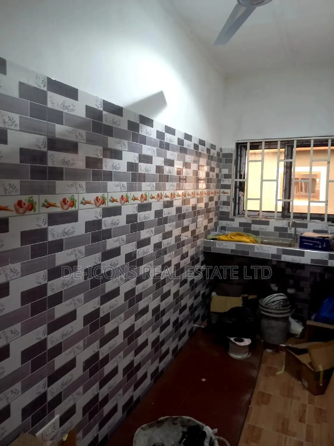 1bdrm Duplex in De-Icons Real Estate, Kasoa for rent
