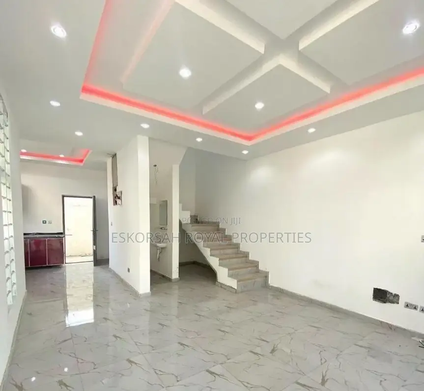 2bdrm House in New Town for sale