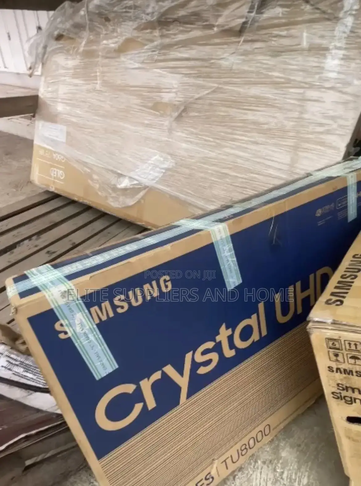 Samsung Crystal UHD