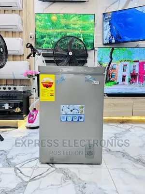 Strong  Durable Chest Freezer Single Door 100L Pearl