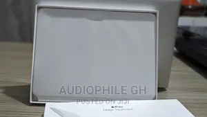 Magic Keyboard for iPad Pro 11-Inch (4th Gen) and iPad Air