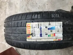 245/65r17 Pirelli
